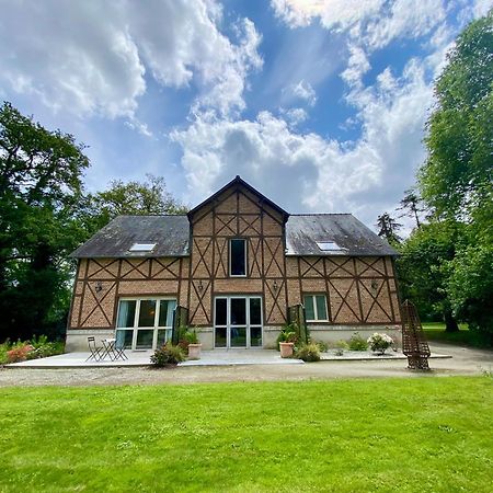 Chateau D'Apigne Rennes Le Rheu Exterior photo