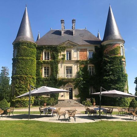 Chateau D'Apigne Rennes Le Rheu Exterior photo