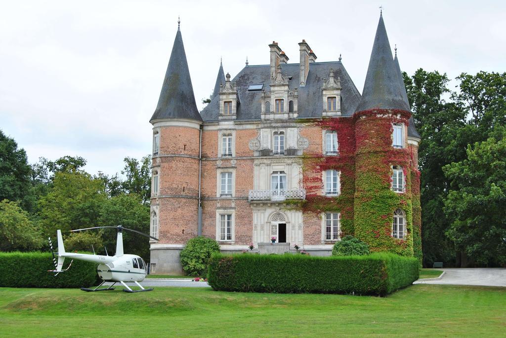 Chateau D'Apigne Rennes Le Rheu Exterior photo
