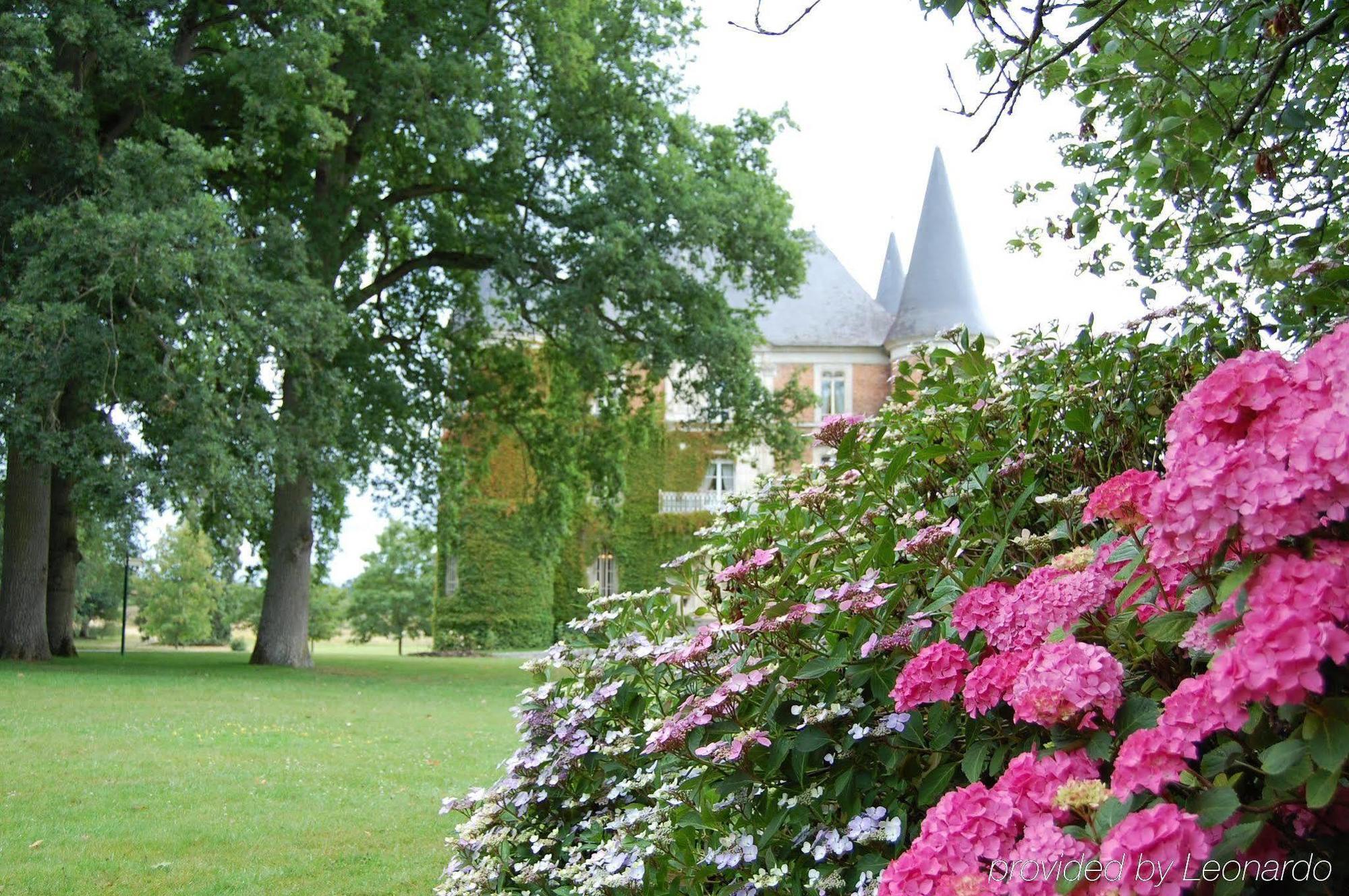 Chateau D'Apigne Rennes Le Rheu Exterior photo
